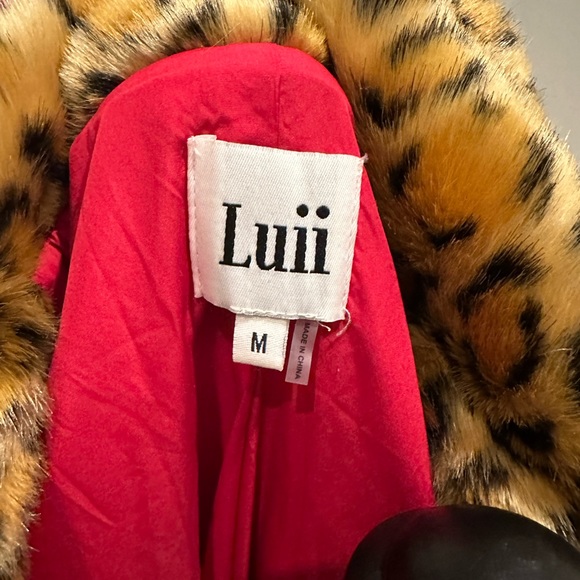 Luii Animal Faux Fur Jacket, only worn once! - Picture 4 of 4
